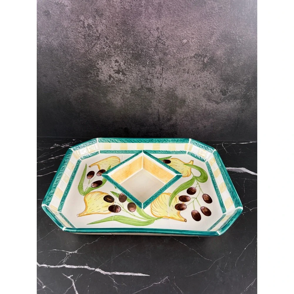 VTG NEW in Box 1996 Clay Art 2-Piece Chip and Dip Set Olive Garlic Design